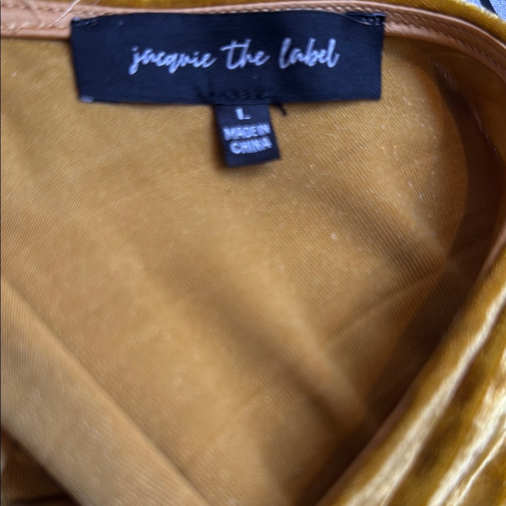 Golden Velvet Tiered Dress - Picture 5 of 5